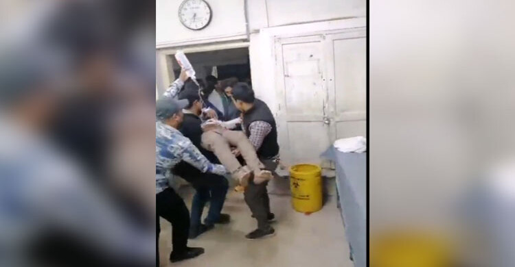 টঙ্গীতে বিকাশকর্মীকে গুলি করে ১৪ লাখ ৭৭ হাজার টাকা ছিনতাই