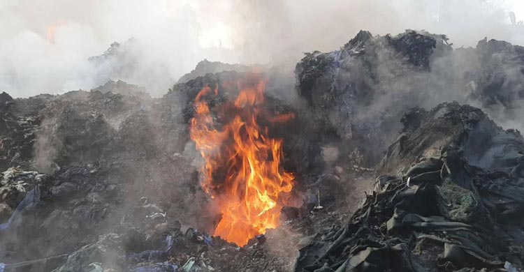 গাজীপুরে কয়েক ঘণ্টার ব্যবধানে তিন স্থানে আগুন