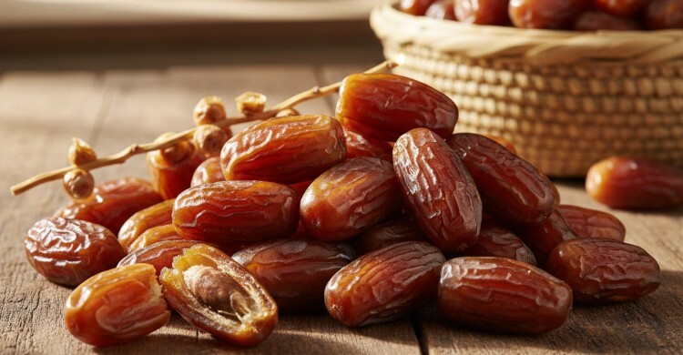 পরিচয় লুকিয়ে ভিন্ন লেবেলে বিক্রি হচ্ছে ইসরায়েলি খেজুর