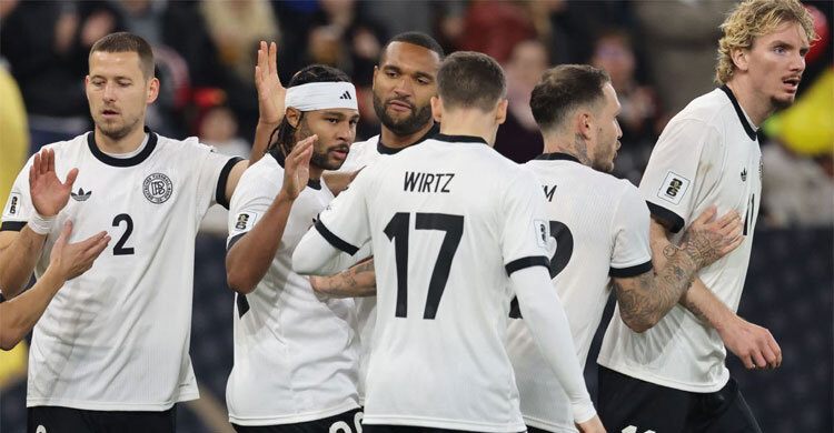 দুর্দান্ত জয়ে শীর্ষে ফিরে এলো জার্মানি