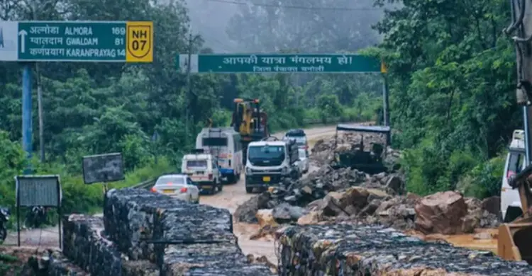 ভারতের যেসব স্থান এখন অত্যন্ত ঝুঁকিপূর্ণ, এড়িয়ে চলার পরামর্শ
