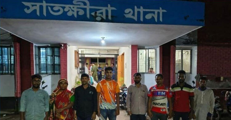 ভারতে আটক ৫ বাংলাদেশিকে বিজিবির কাছে হস্তান্তর