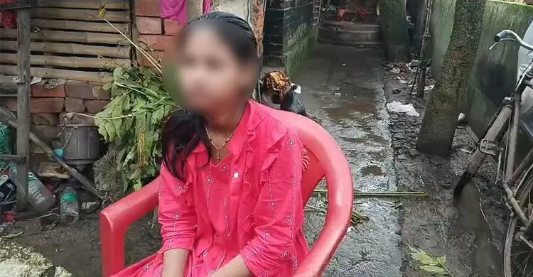 আত্মীয়ের বাড়ি নেওয়ার কথা বলে ৭ম শ্রেণির ছাত্রীকে ভারতে পাচার