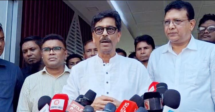 প্রতিটি জেলায় ব্ল্যাক বেঙ্গল ছাগলের খামার করার পরিকল্পনা