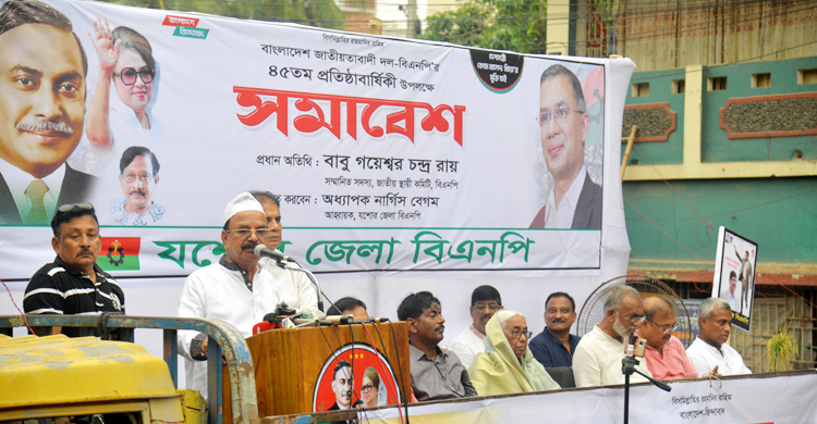 এত উন্নয়ন করলেন ভোটটা পুলিশকে দিতে হয় কেন: গয়েশ্বর