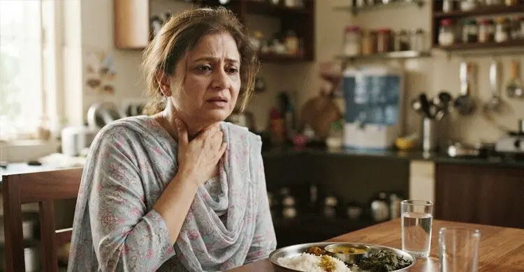 কচু খেয়ে গলা চুলকালে তেঁতুল ছাড়াই যেভাবে কমাবেন