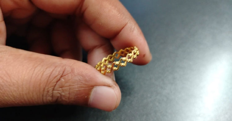 বিয়ের জন্য সোনার গহনা কিনছেন? যা জানা জরুরি