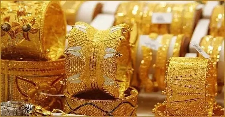 Gold price rises by Tk 2,157 per bhori