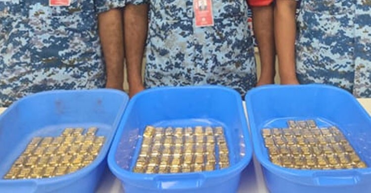 বিমানের টয়লেট থেকে প্রায় ১৮ কেজি সোনা উদ্ধার