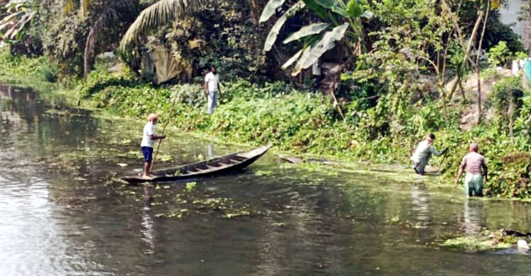 ৪ বছর পর প্রাণ ফিরে পেলো গিমাডাঙ্গা-টুঙ্গিপাড়া খাল