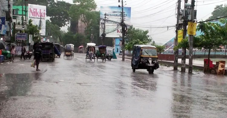 দেশের ৩ বিভাগে ভারি বর্ষণের আভাস
