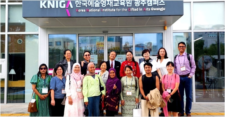 গুয়াংজুতে শিল্পের উৎসবে উজ্জ্বল বাংলাদেশ