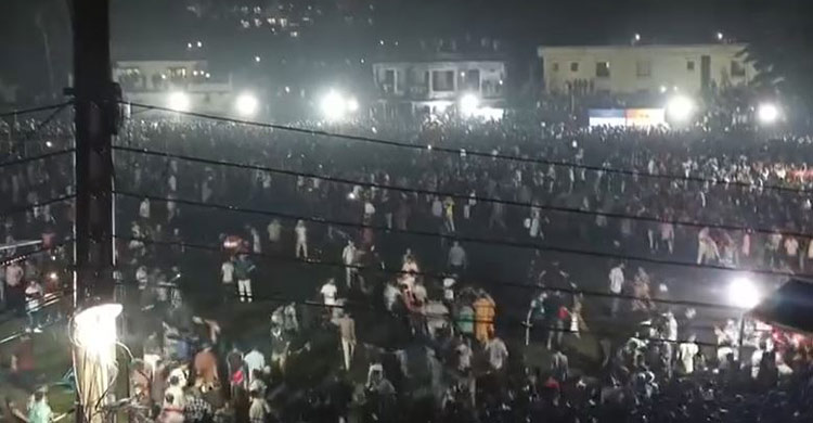 হবিগঞ্জে কনসার্টে হট্টগোল-মারামারি, আহত ৩০