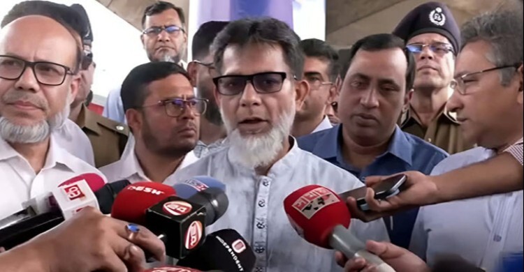 কিছু ক্ষেত্রে টিকিট দ্রুত শেষ হচ্ছে, পরে বেশি দামে বিক্রির অভিযোগ উঠছে