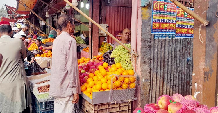 চড়া দাম, মিলছে না কাঙ্ক্ষিত ক্রেতা