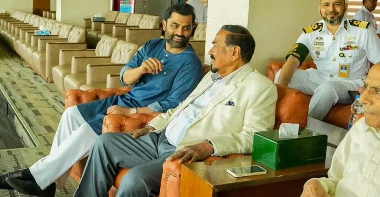 বাংলাদেশ-পাকিস্তান টেস্ট দেখতে শেরে বাংলায় জাতীয় সংসদের স্পিকার