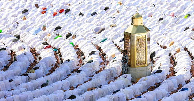 হজ শেষে দেশে ফেরার পর করণীয় কী?