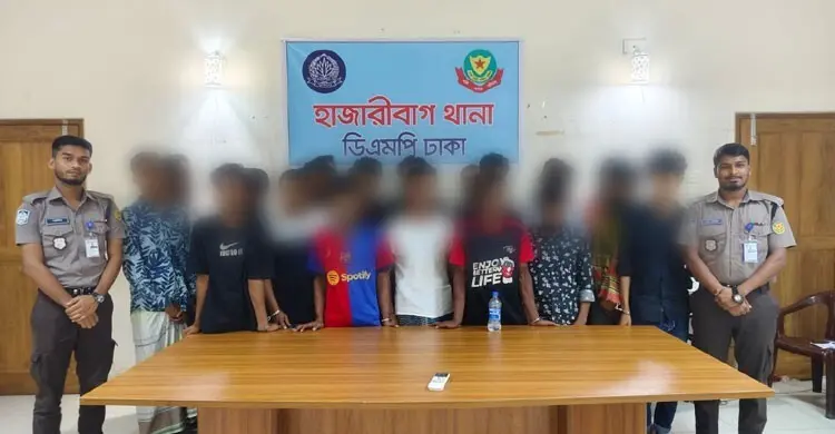 হাজারীবাগে পুলিশের বিশেষ অভিযানে ২৮ ‘অপরাধী’ গ্রেফতার