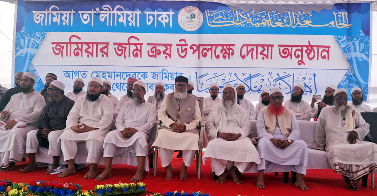 প্রযুক্তির সুযোগ-সুবিধার আওতায় আসছেন হজযাত্রীরা: ধর্ম উপদেষ্টা