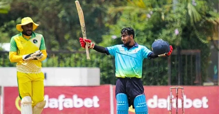 চার-ছক্কার ঝড়ে টি-টোয়েন্টির দ্বিতীয় সর্বোচ্চ ইনিংস এখন হামজার দখলে