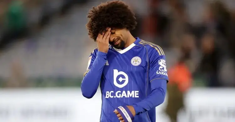 ফের অবনমন লেস্টারের, সমর্থকদের তোপের মুখে হামজা চৌধুরীরা