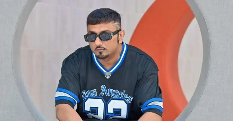 উত্তপ্ত দুবাইয়ে আটকা পড়েছেন হানি সিং