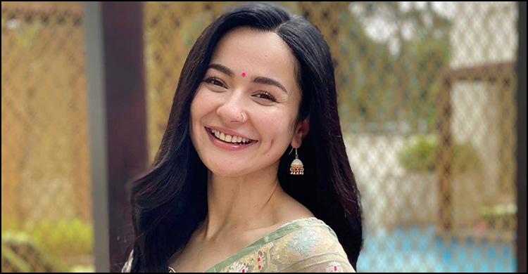 নতুন পরিচয়ে পাকিস্তানি তারাকা হানিয়া আমির