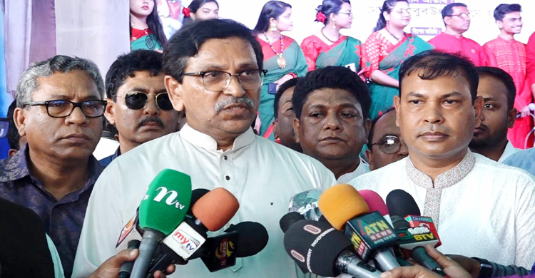 রবীন্দ্রনাথ ছিলেন বাঙালির চেতনা-মননের প্রধান প্রতিনিধি: হানিফ