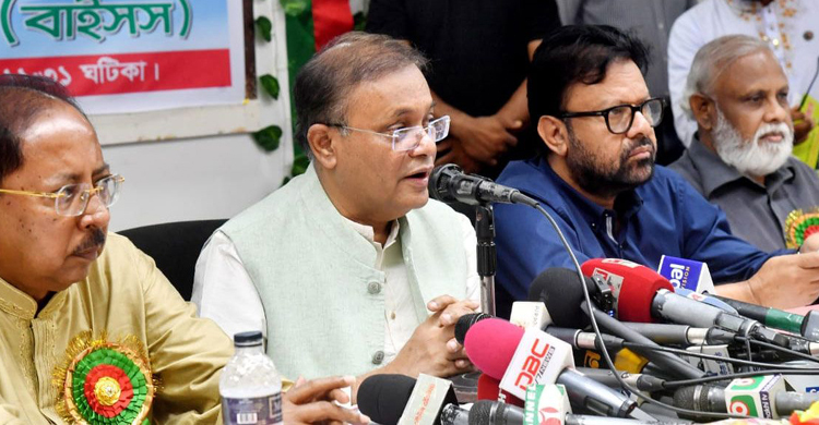 রাত-বিরাতে বিদেশিদের কাছে ধর্না দেয় বিএনপি-জামায়াত: তথ্যমন্ত্রী