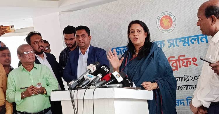 নির্বাচনে নির্ভয়ে দায়িত্ব পালন করতে পারবেন ডিসিরা: রিজওয়ানা