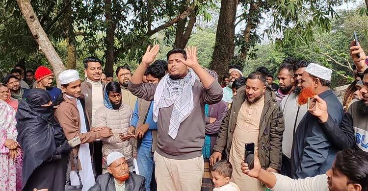 কেন্দ্র দখল করতে এলে প্রতিহত করবেন: ভোটারদের হাসনাত আবদুল্লাহ