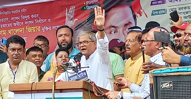 হাসিনা থাকলে নির্বাচন সুষ্ঠু হবে না, এবার যেতে হবে: ফখরুল