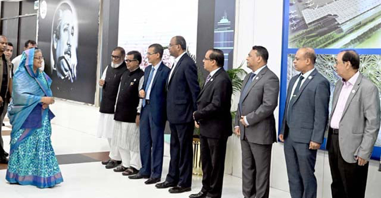 PM returns home from Italy