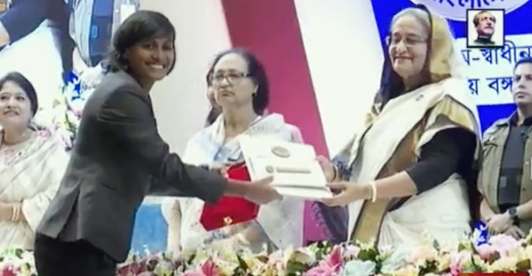 PM confers Bangamata Begum Fazilatunnesa Mujib Padak-2023