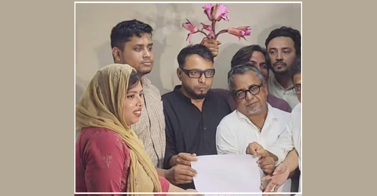 কুমিল্লা-৪ আসনে এনসিপির মনোনয়ন ফরম কিনলেন হাসনাত আবদুল্লাহ