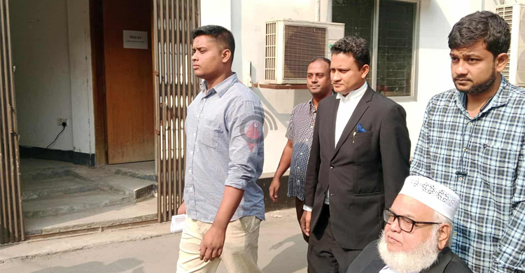 আবু সাঈদ হত্যা: সাক্ষ্য দিতে ট্রাইব্যুনালে হাসনাত আবদুল্লাহ