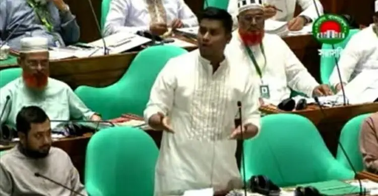 ১০ লাখ মানুষের প্রাণ বাঁচাতে ভিক্ষা চাই, দ্রুত রাস্তাটি করে দিন