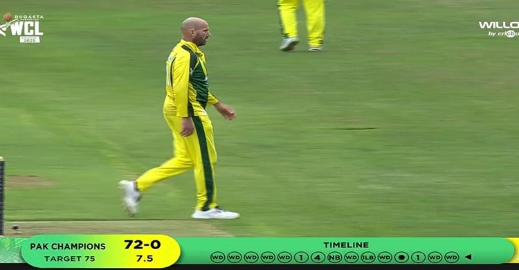 ১২টি ওয়াইড! ১৮ বলেও পূর্ণ হয়নি ওভার, মুখ লুকালেন অসি অধিনায়ক