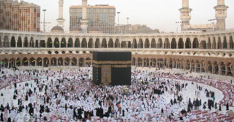 ৩১ ডিসেম্বরের মধ্যে জমা দিতে হবে হজ প্যাকেজের বাকি টাকা