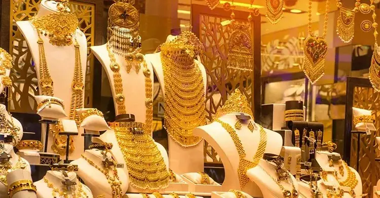 সব রেকর্ড ভেঙে সোনার ভরি দুই লাখ ৩২ হাজার