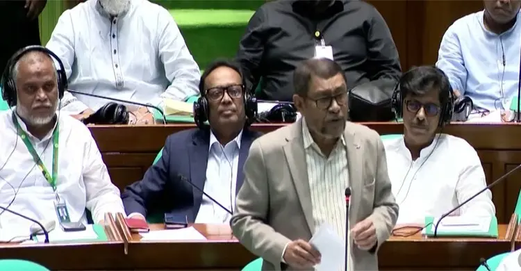 আদ-দ্বীন হাসপাতালকে ‘বাণিজ্যিক বেকারি কারখানা’ বললেন স্বাস্থ্যমন্ত্রী