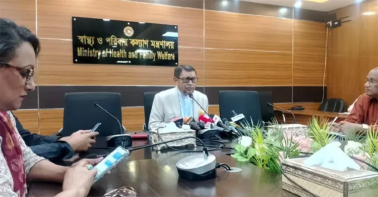 ডিউটি ফাঁকি দিয়ে ব্যক্তিগত রোগী দেখায় চিকিৎসকের লাইসেন্স স্থগিত