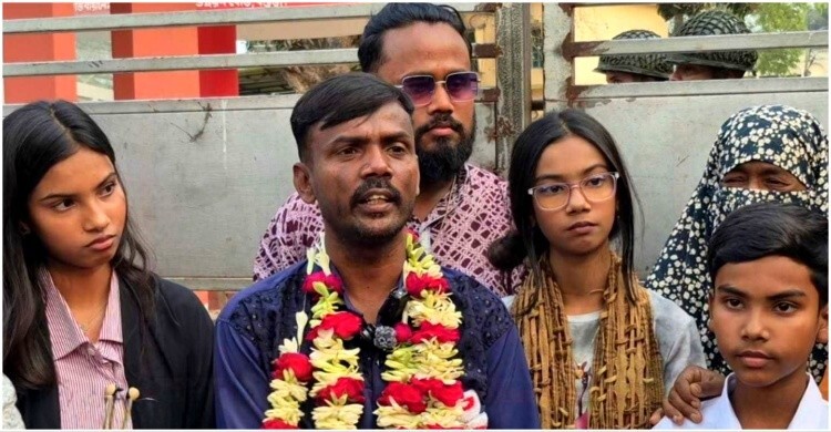 তারেক রহমানের আসনে উপনির্বাচন করতে চেয়েই গ্রেফতার, দাবি হিরো আলমের