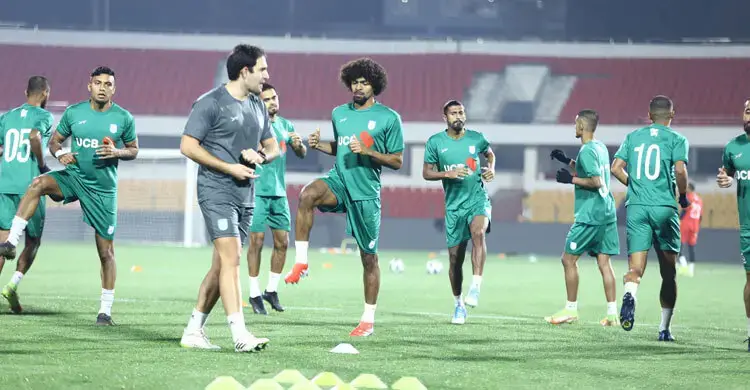 হামজা আসছেন সোমবার, ক্যাম্প শুরুর ১০ দিন পর ডাক পেলেন কিউবা