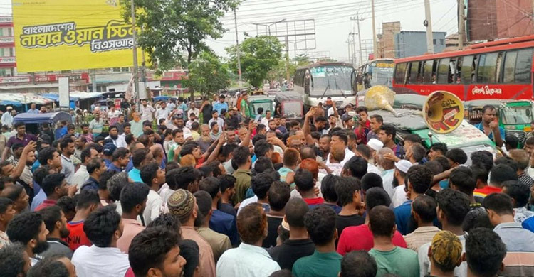শতাধিক স্থাপনা উচ্ছেদ, দুই ঘণ্টা অবরুদ্ধ ঢাকা-ময়মনসিংহ মহাসড়ক
