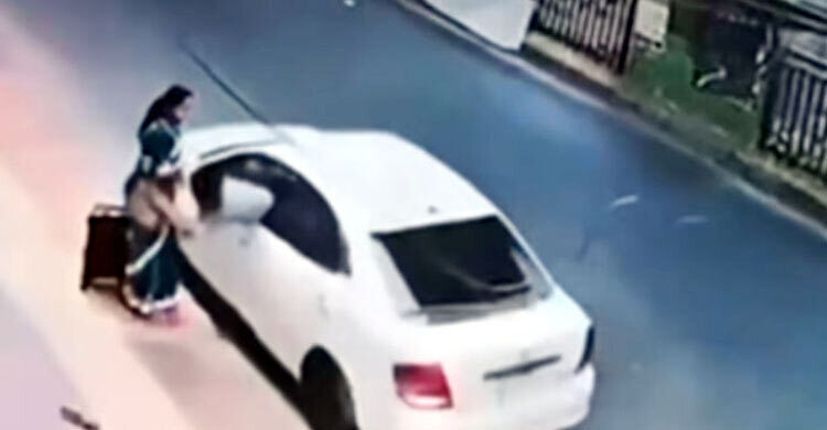 সিদ্ধেশ্বরীতে ছিনতাইয়ের শিকার সেই নারীর পরিচয় জানা গেলো