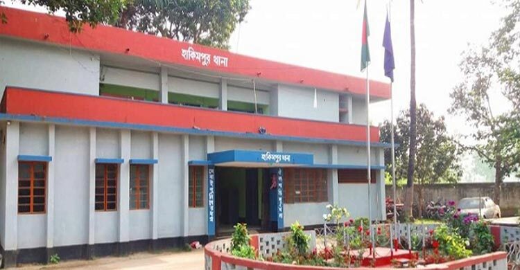 যুবদল নেতার বিরুদ্ধে পুকুরের ৯০ মণ মাছ চুরির অভিযোগ