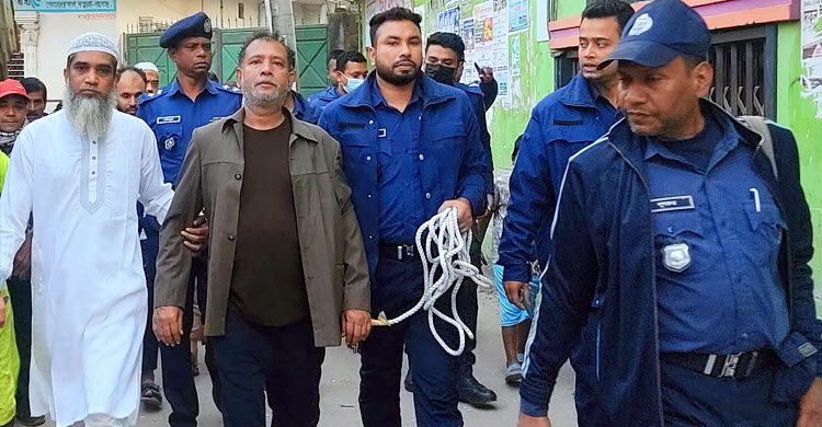 প্যারোলে মুক্তি পেয়ে মায়ের জানাজায় আওয়ামী লীগ কর্মী