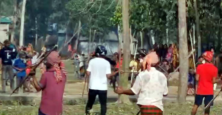 হবিগঞ্জে মসজিদের মাইকে ঘোষণা দিয়ে দু’পক্ষের সংঘর্ষ, আহত ৩০