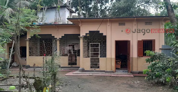 ৫৫ বছর আগেই চবিতে স্থানান্তর, একাত্তরে লুটপাট